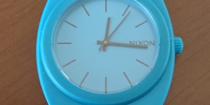 NIXON時計の電池交換